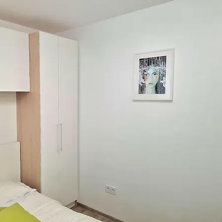 A Touch Of Olive Apartmán